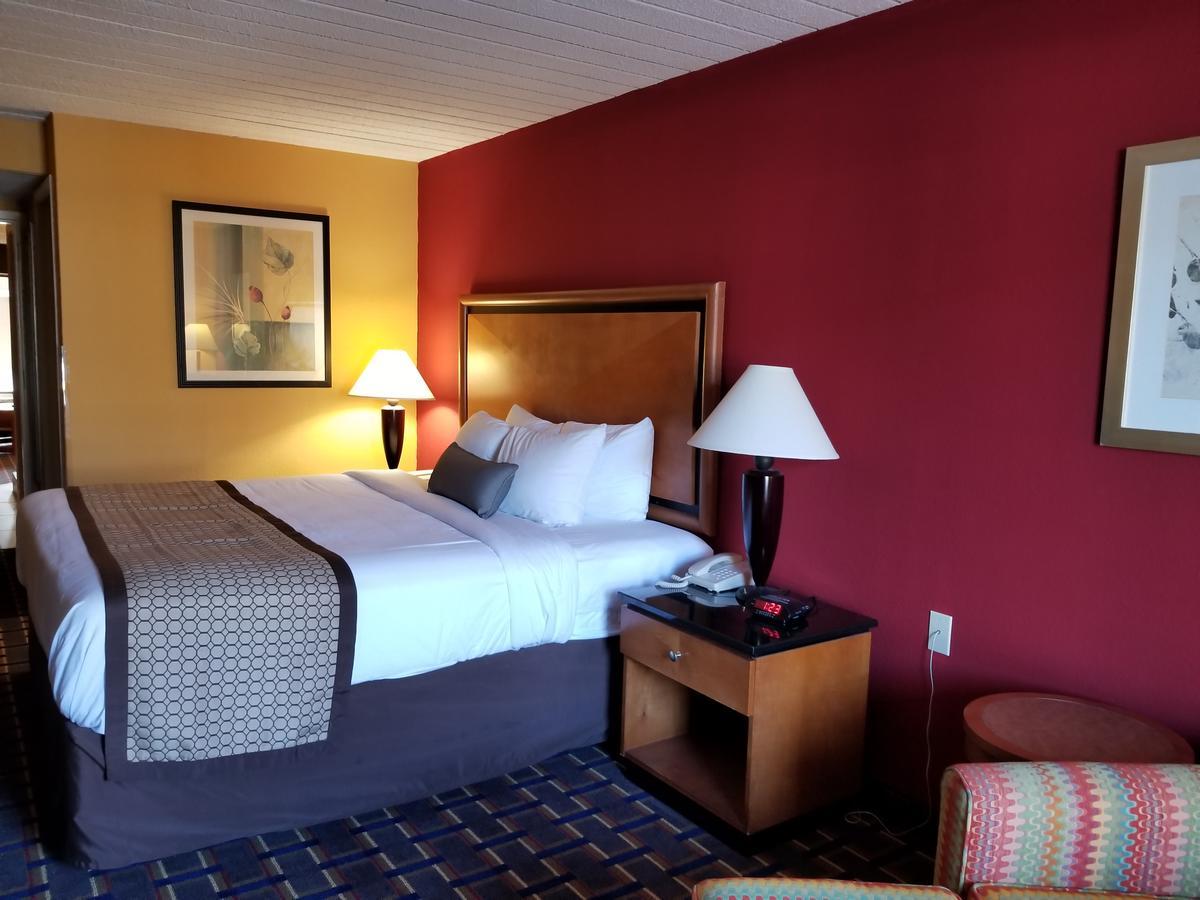 Baymont By Wyndham Knoxville I-75 Exterior foto